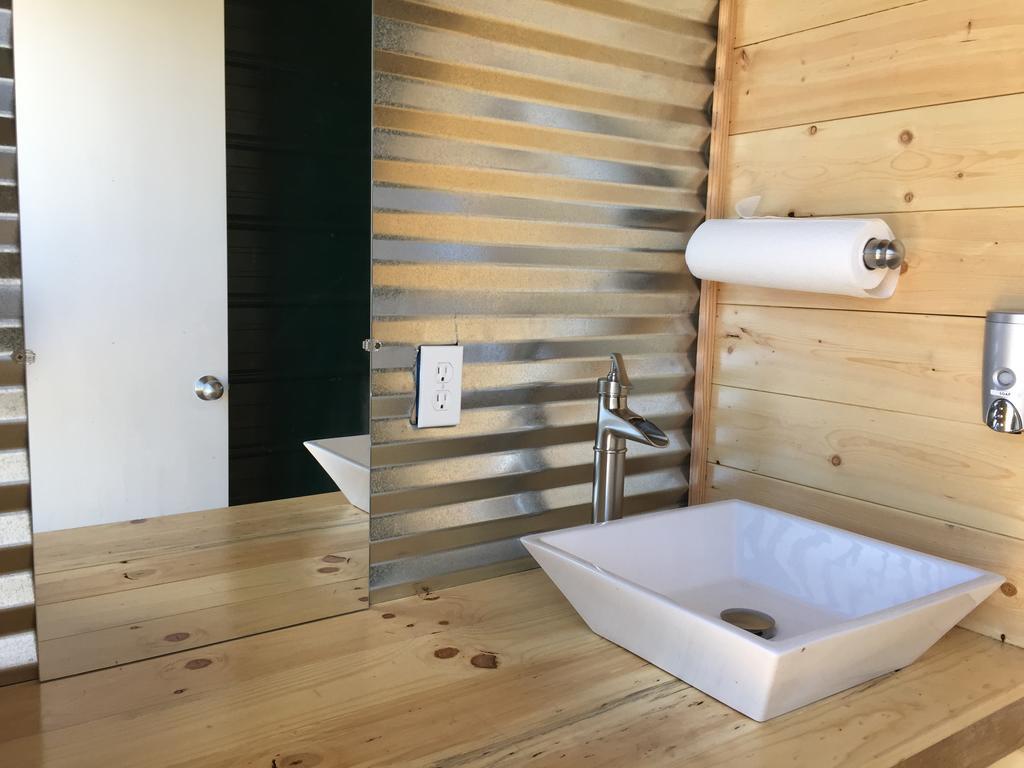 Lupine Cabin, Glamour Camping, Stunning Skies And Sunrise Views Monticello Pokoj fotografie